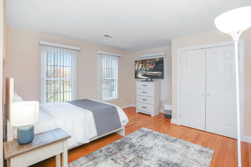 Private single bedroom